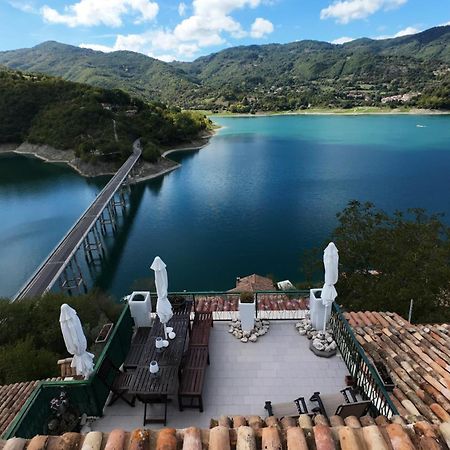 La Terrazza Sul Lago Turano Castel di Tora Eksteriør bilde