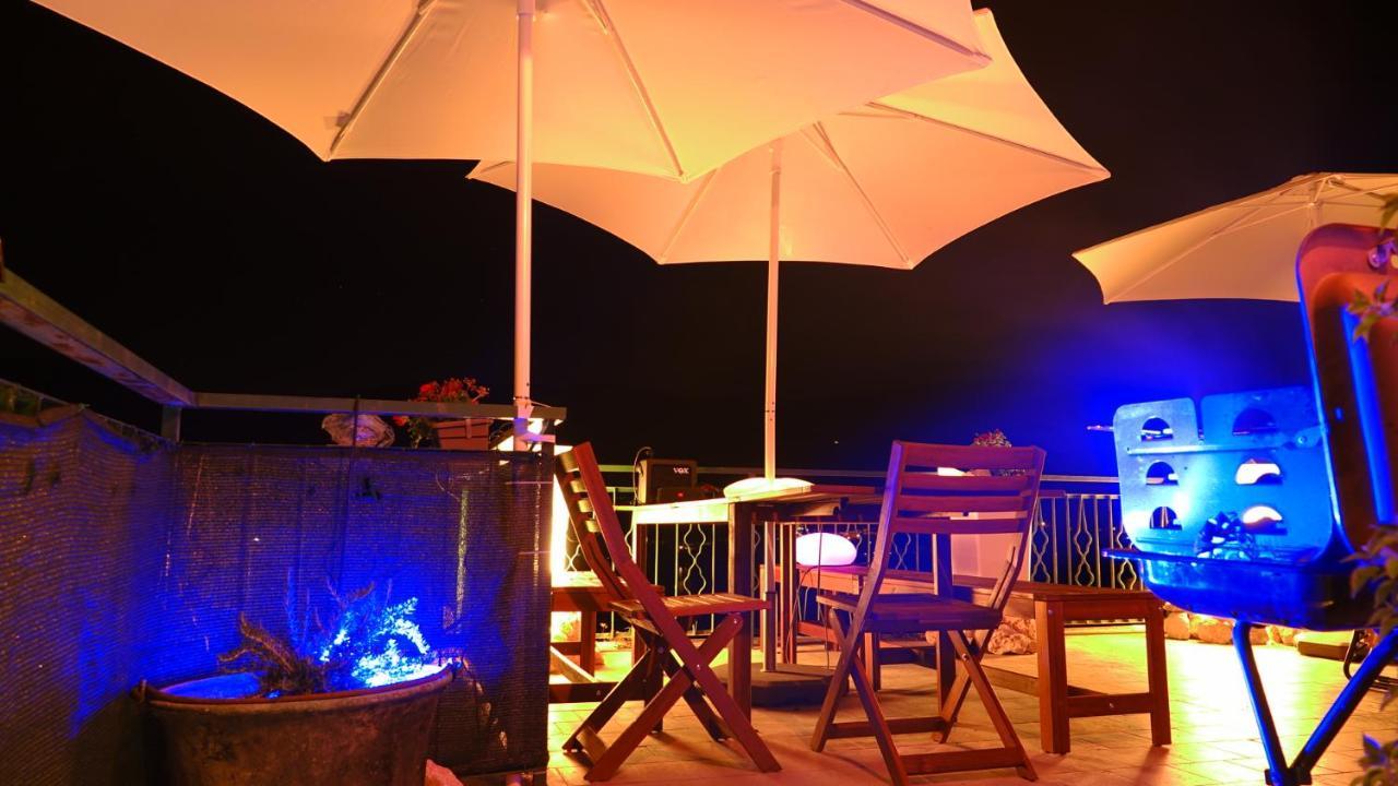 La Terrazza Sul Lago Turano Castel di Tora Eksteriør bilde