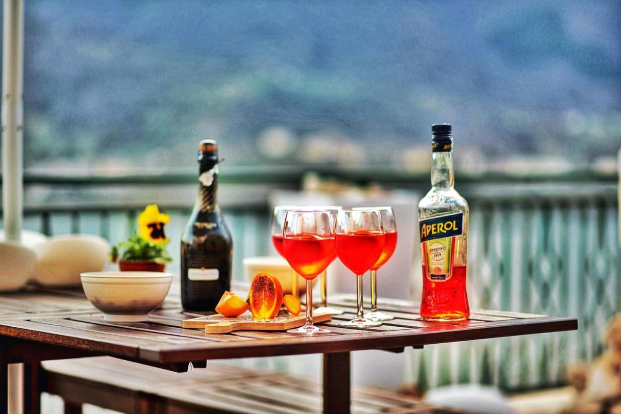 La Terrazza Sul Lago Turano Castel di Tora Eksteriør bilde