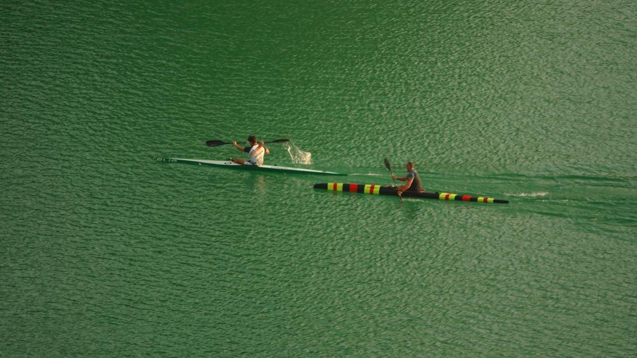 La Terrazza Sul Lago Turano Castel di Tora Eksteriør bilde